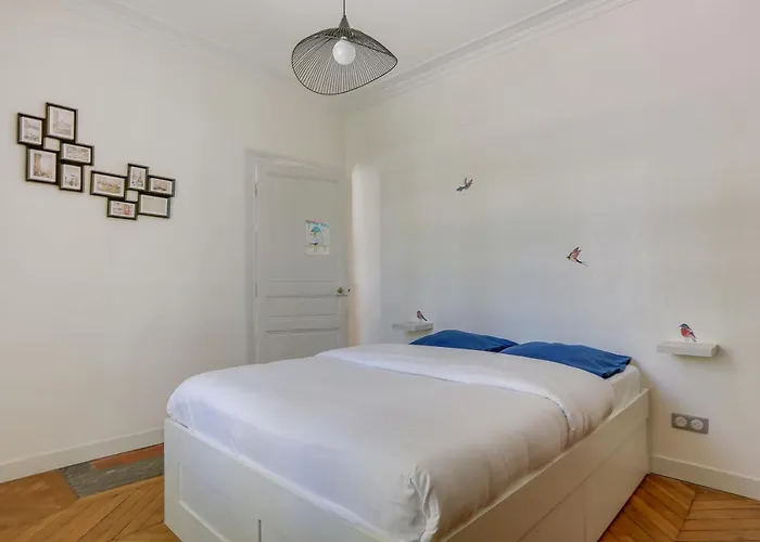 Aux Loges De L'orangerie Apartamento