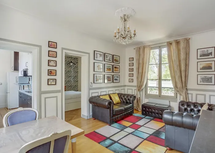 Aux Loges De L'orangerie Apartamento